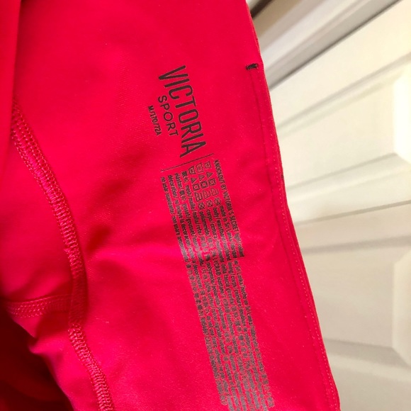Victoria's Secret Red Knockout Sport Leggings - Picture 4 of 10